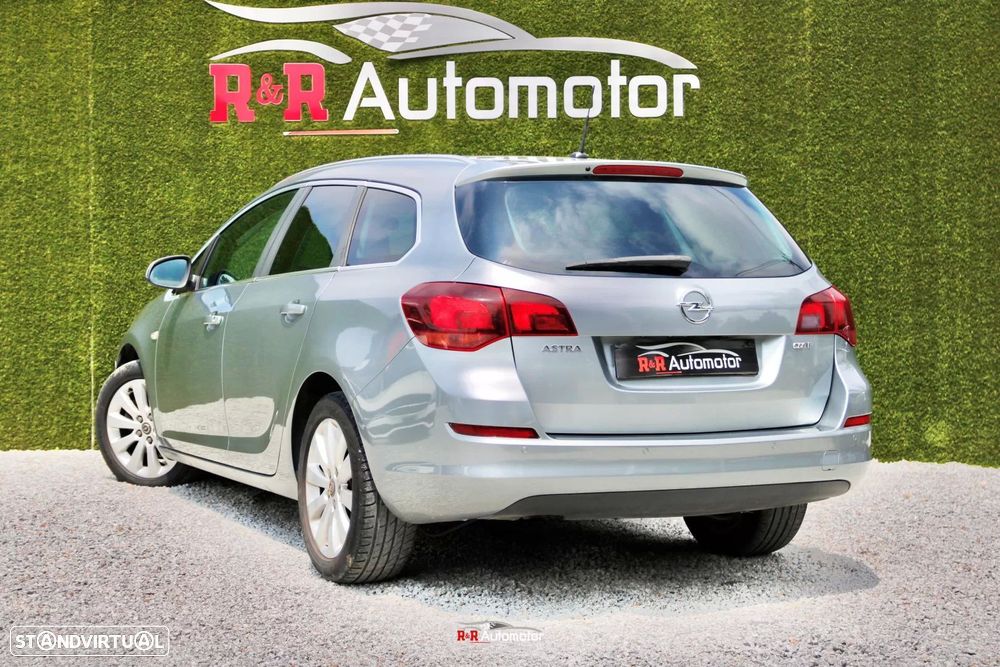 Opel Astra Sports Tourer 1.7 CDTi Cosmo - 2