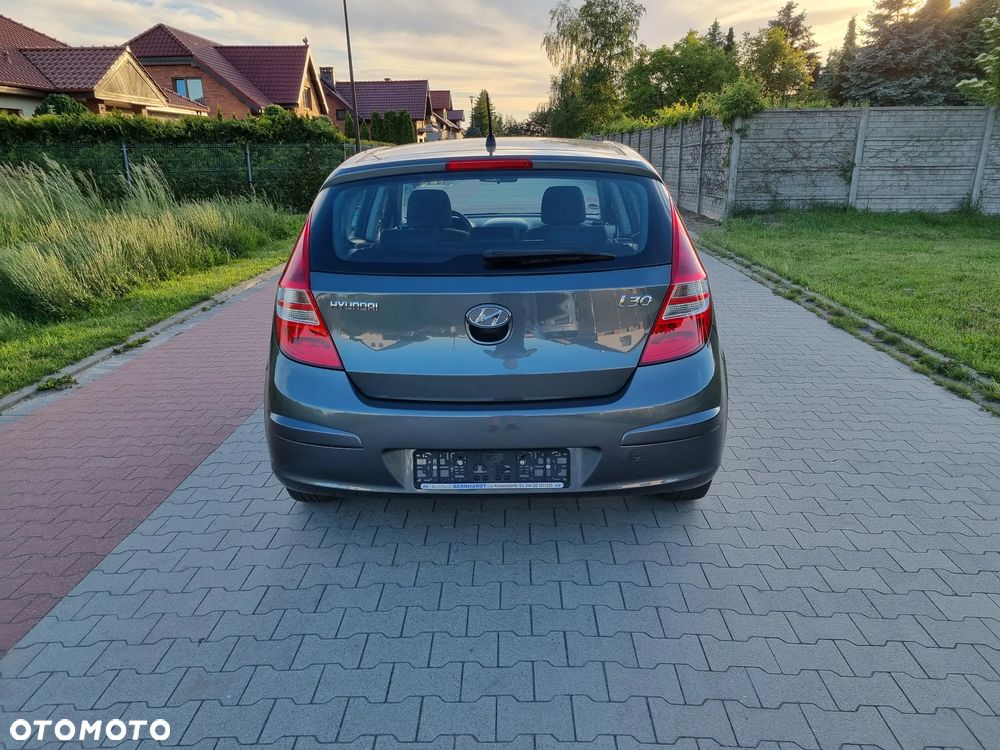 Hyundai i30 1.4 Blue Classic - 3