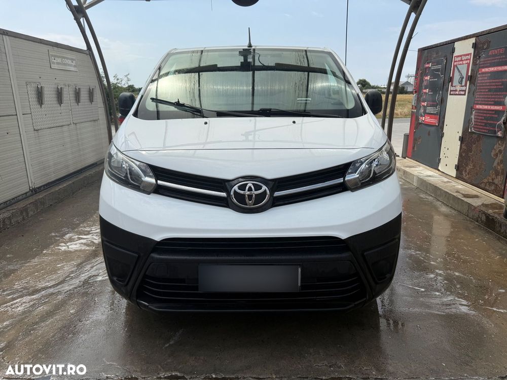 Toyota Proace - 1