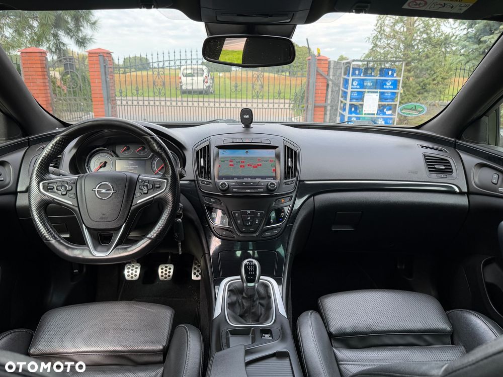 Opel Insignia 2.0 T Cosmo S&S - 28
