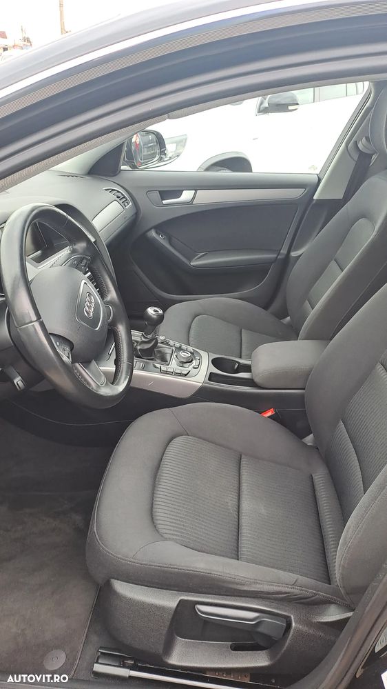 Audi A4 Avant 2.0 TDI DPF Ambiente - 3