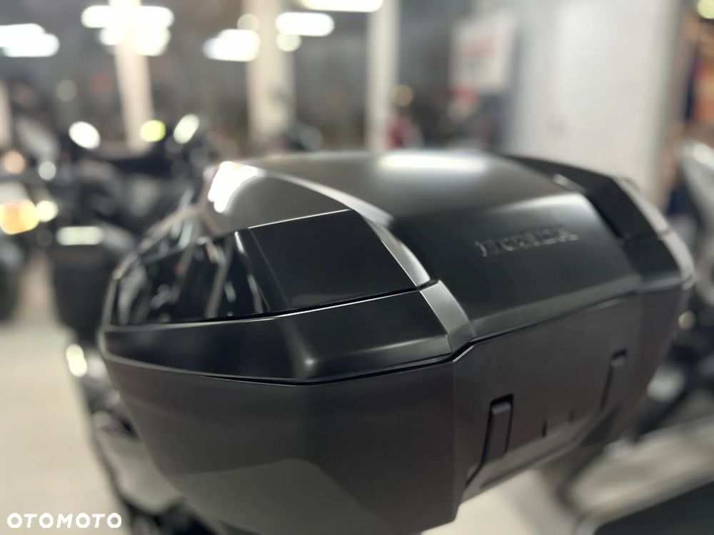 Honda NSS - 9