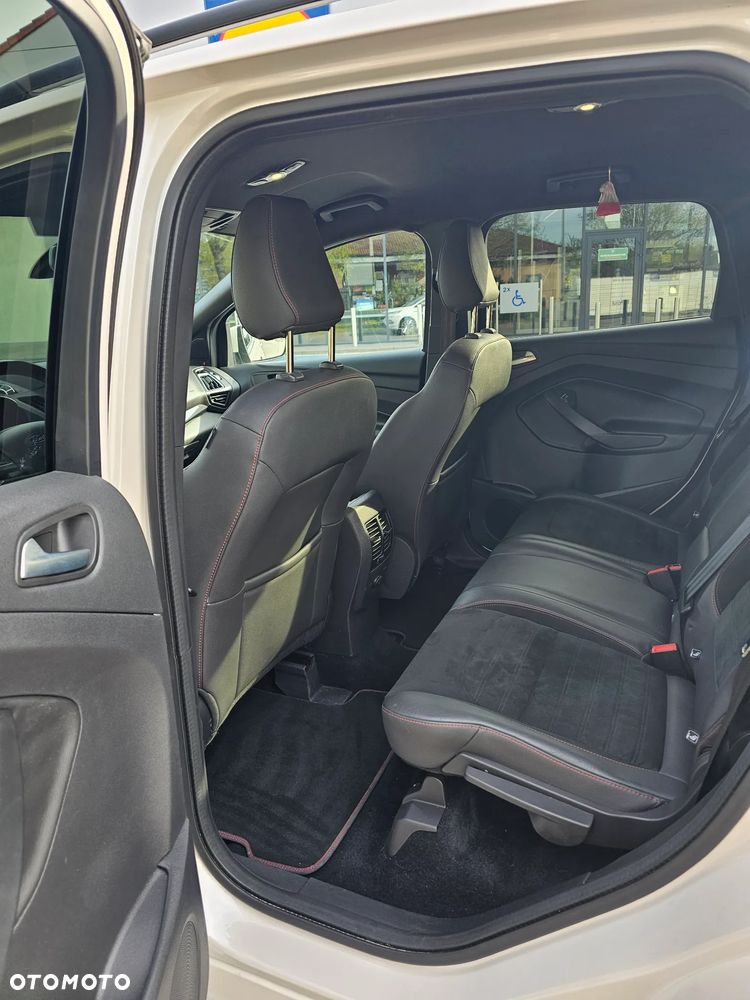 Ford Kuga - 14