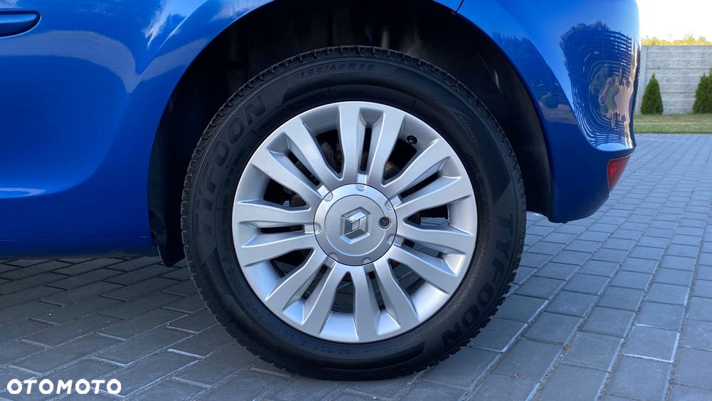 Renault Clio 1.2 16V 75 Expression - 21
