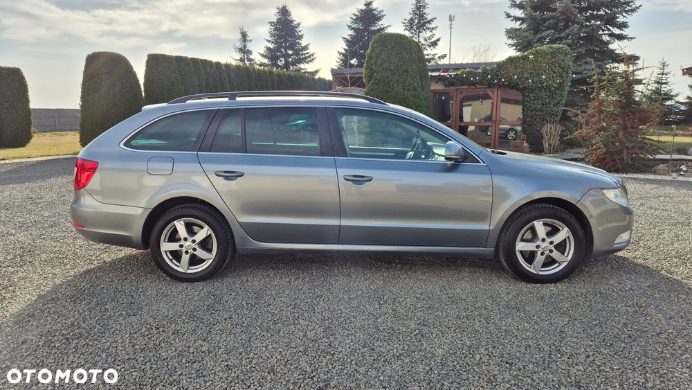 Skoda Superb 2.0 TDI DSG Exclusive - 7