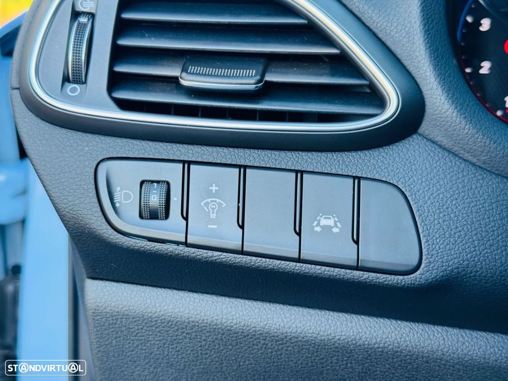 Hyundai i30 N 2.0 T-GDi Pack Performance - 33