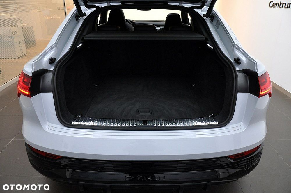 Audi SQ8 e-tron - 15