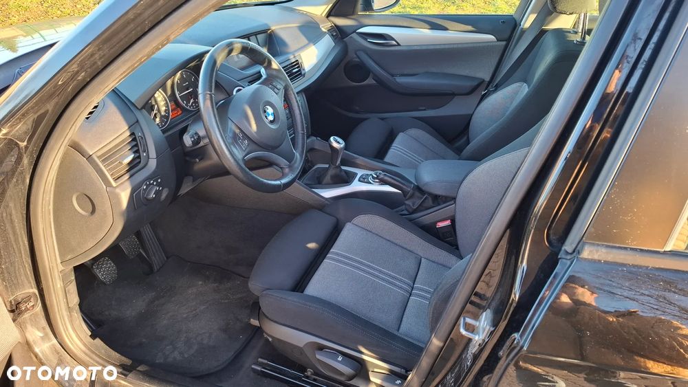 BMW X1 xDrive20d - 8