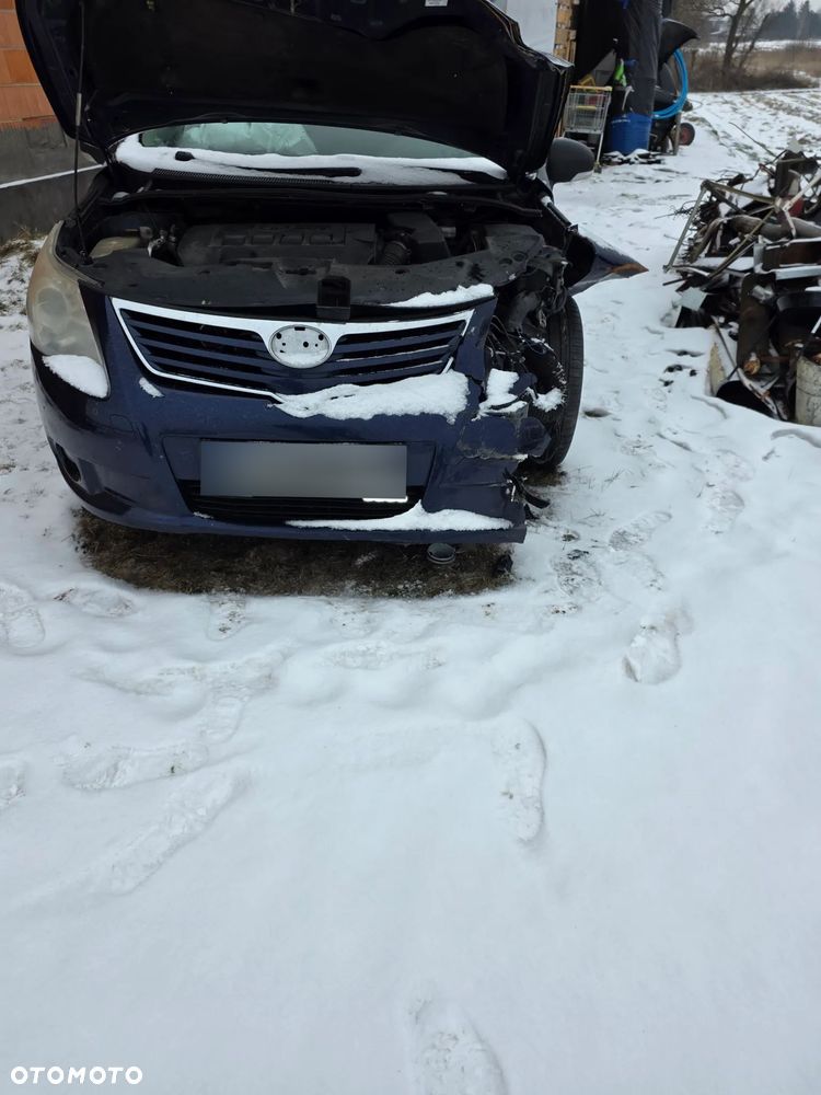 Toyota Avensis 1.8 Sol plus EU5 - 4