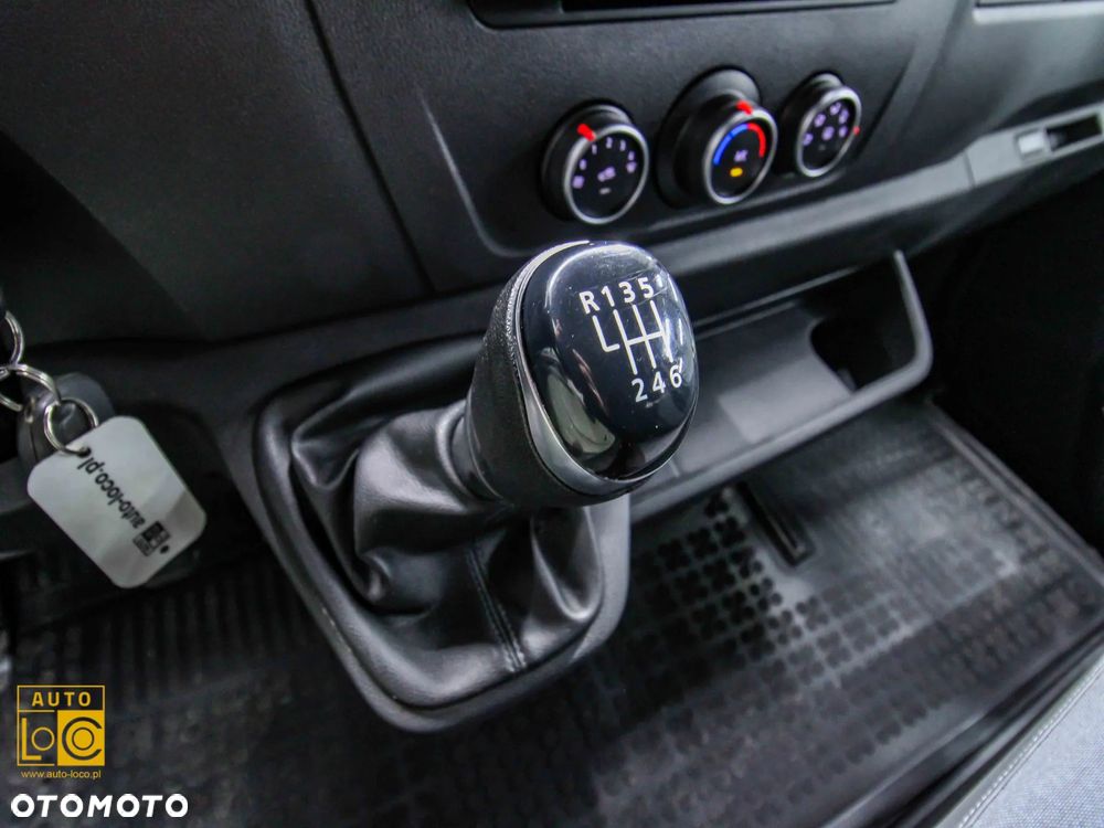 Renault MASTER BRYGADÓWKA 7 OSÓB - 16