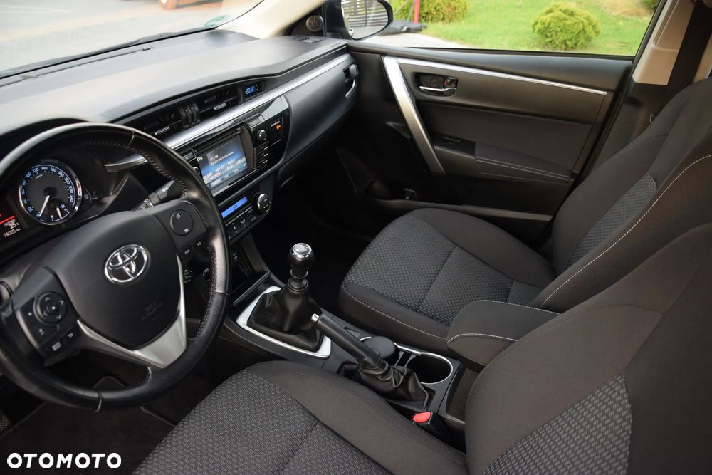 Toyota Corolla 1.6 Valvematic Life Plus - 25