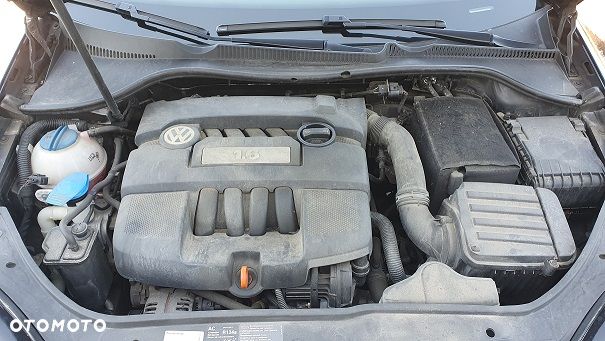 Volkswagen Golf 1.6 United - 16