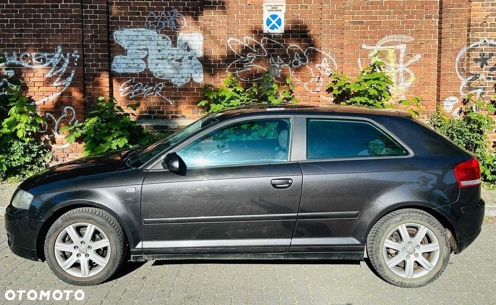 Audi A3 3-drzwiowe 1.6 TDI DPF S line Sportpaket - 15