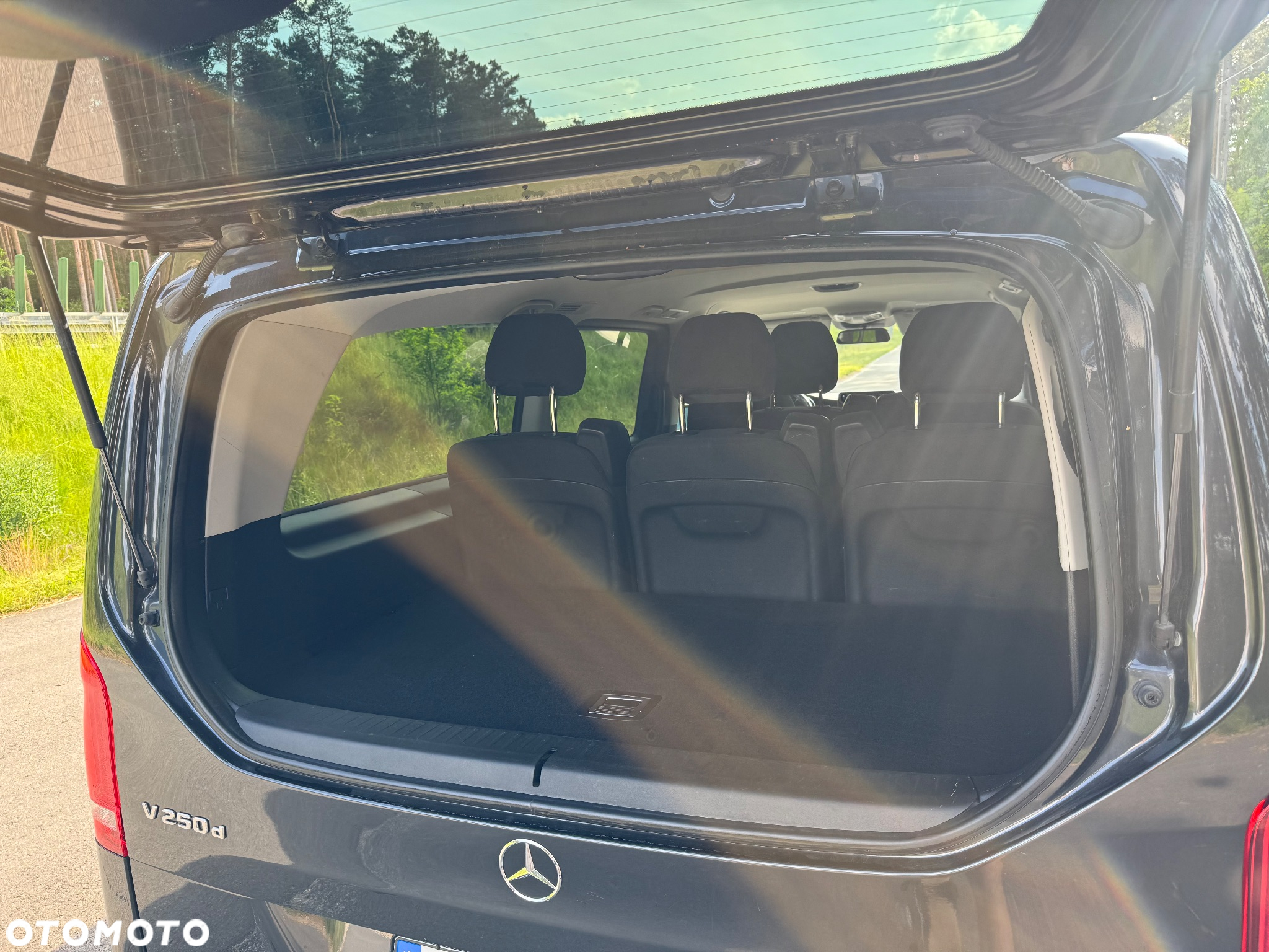 Mercedes-Benz Klasa V 250 d extralang 9G-TRONIC - 6