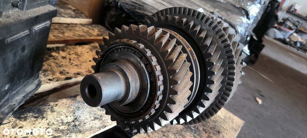 CHOINKA WAŁEK VOLVO FH II FH5 460 - 3