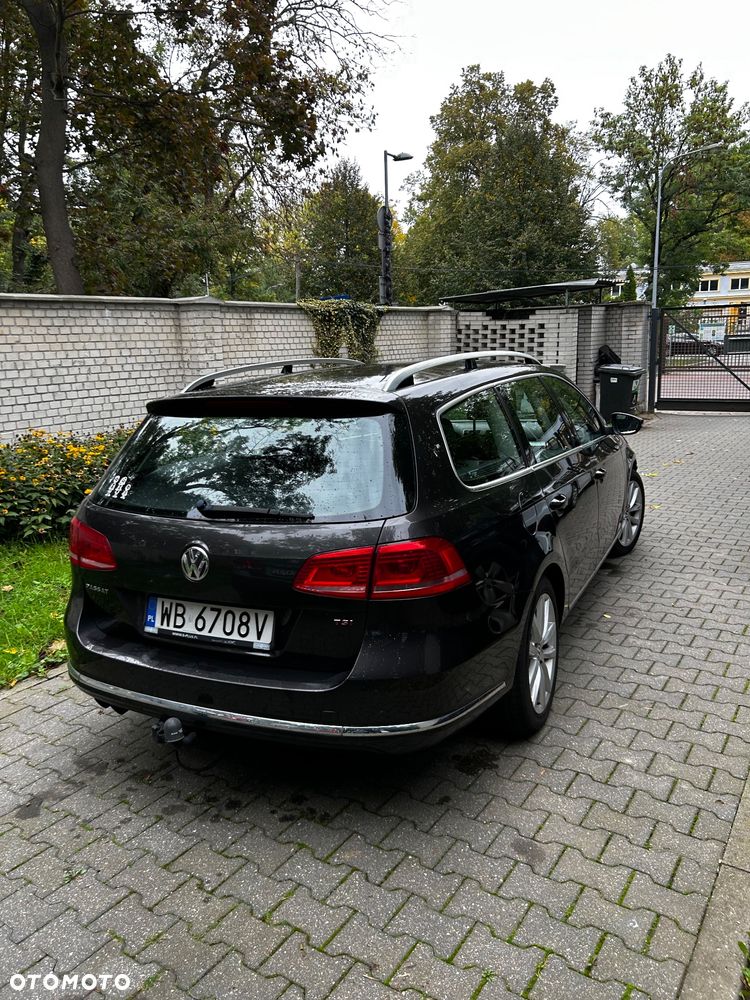 Volkswagen Passat 1.8 TSI Highline - 25