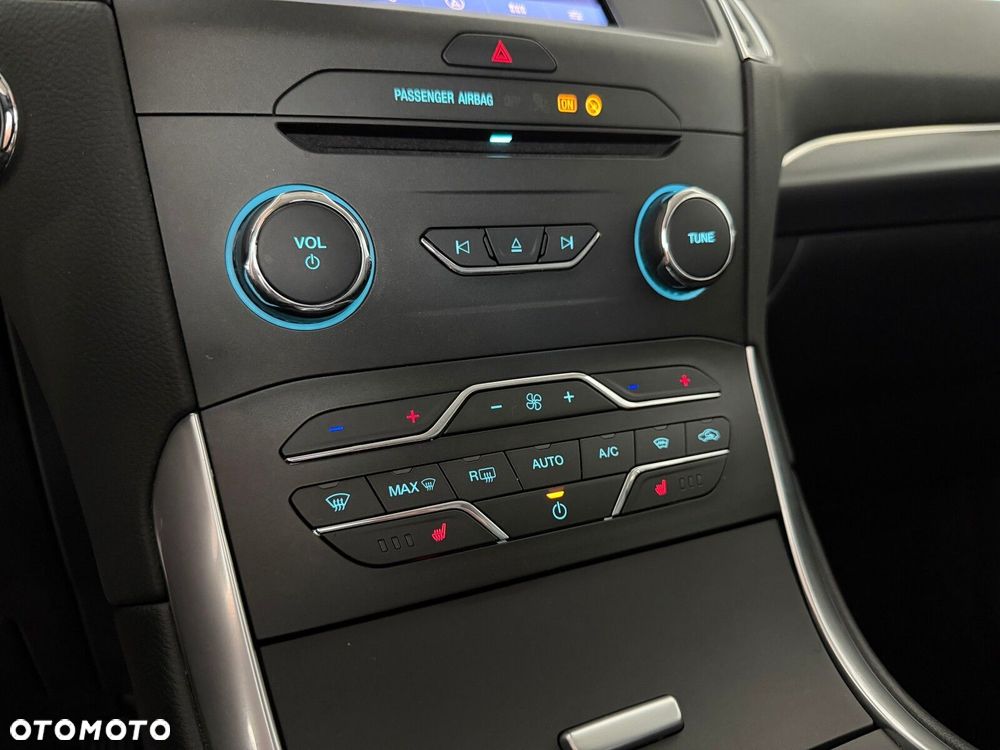 Ford S-Max 2.0 EcoBlue Titanium - 34