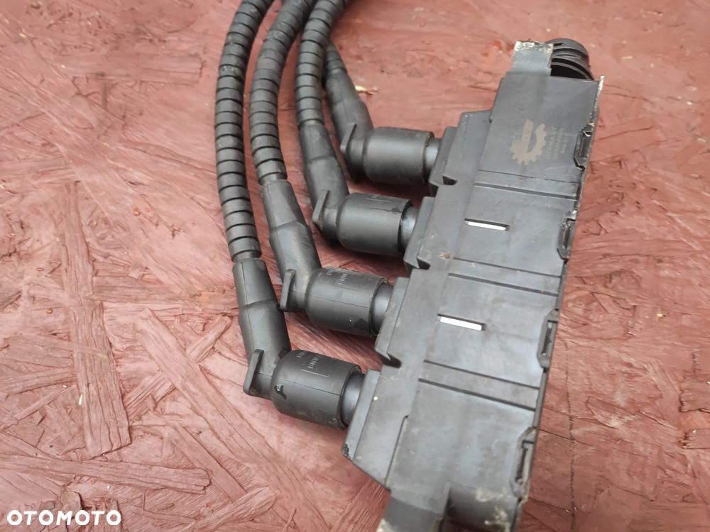 BMW E34 / E36 / E46 / Z3 ORYGINALNA CEWKA ZAPŁONOWA + PRZEWODY DO SILNIKÓW GAMY M43B16 / M43B18 / M44 / M42 O NR. 12 13 1 247 281 OEM SPRAWNA W 100% - 10