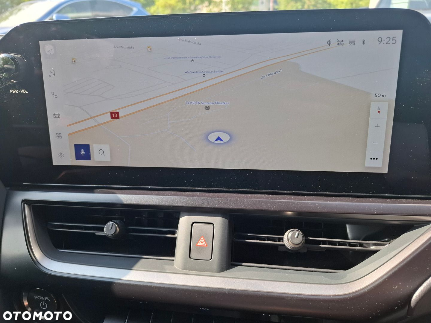 Lexus UX - 32