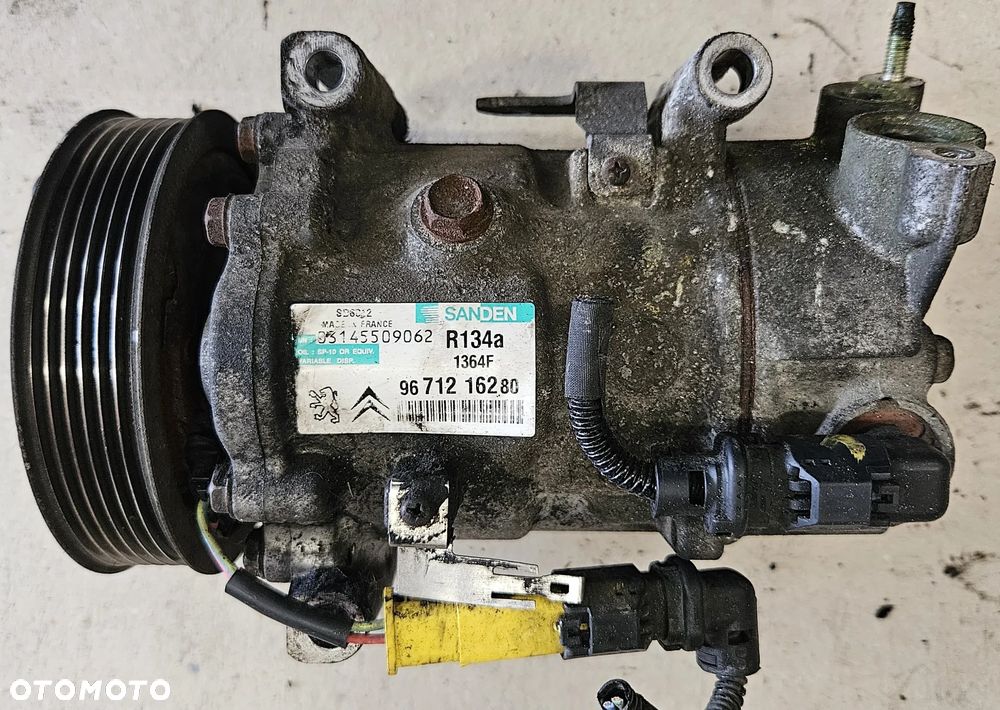 Peugeot Partner 308  Citroen C4 C5 X7 Berlingo  1.6 E-HDI kompresor sprezarka klimatyzacji 6971216280 9678656080 - 8