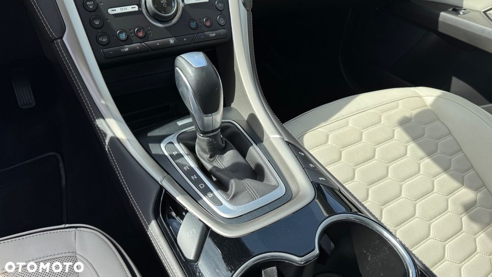 Ford Mondeo 2.0 TDCi Bi-Turbo STart-Stopp PowerShift-A Vignale - 40