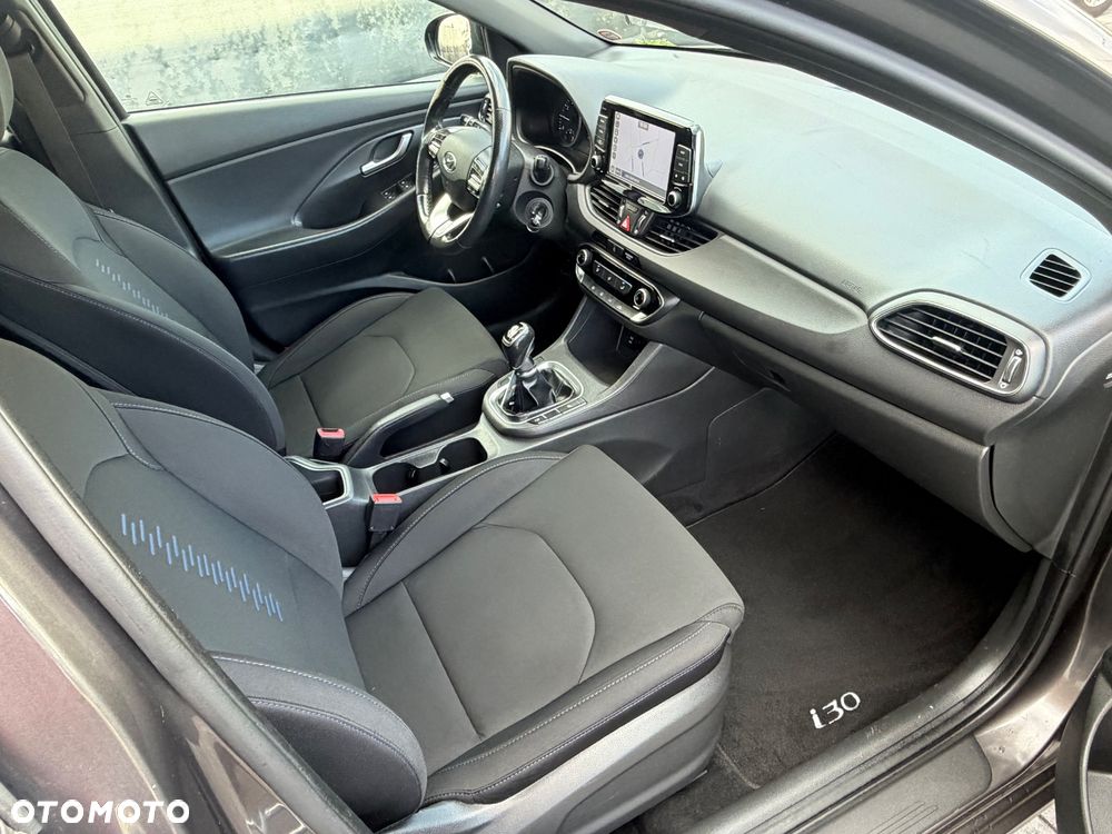 Hyundai i30 1.0 T-GDI GO - 18