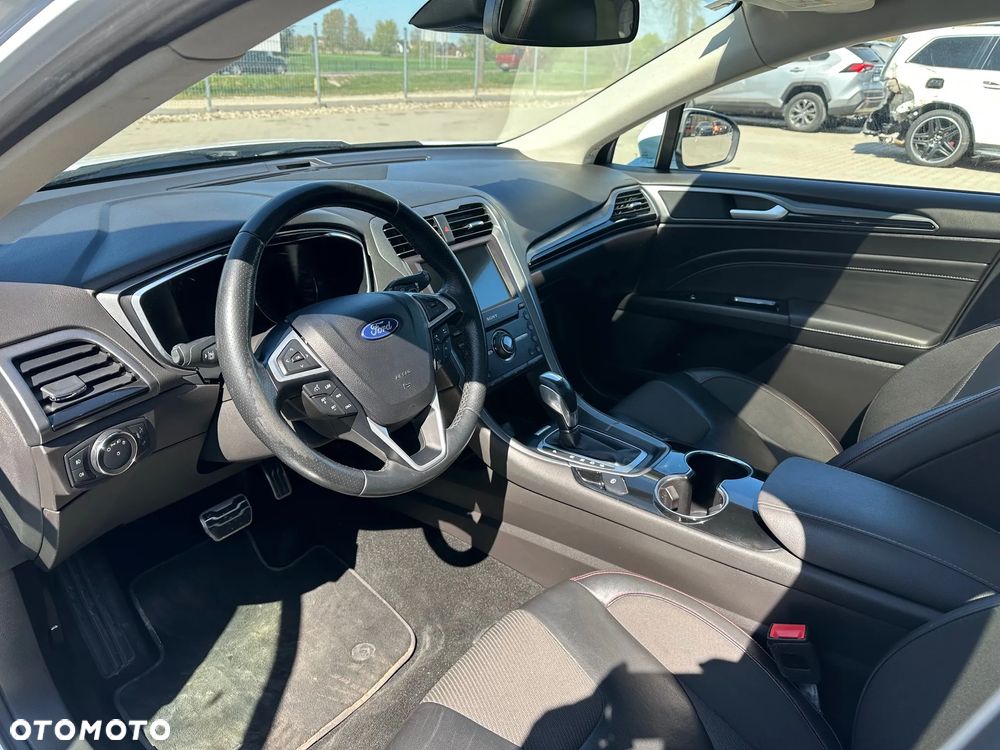 Ford Mondeo 1.5 EcoBoost ST-Line X - 11