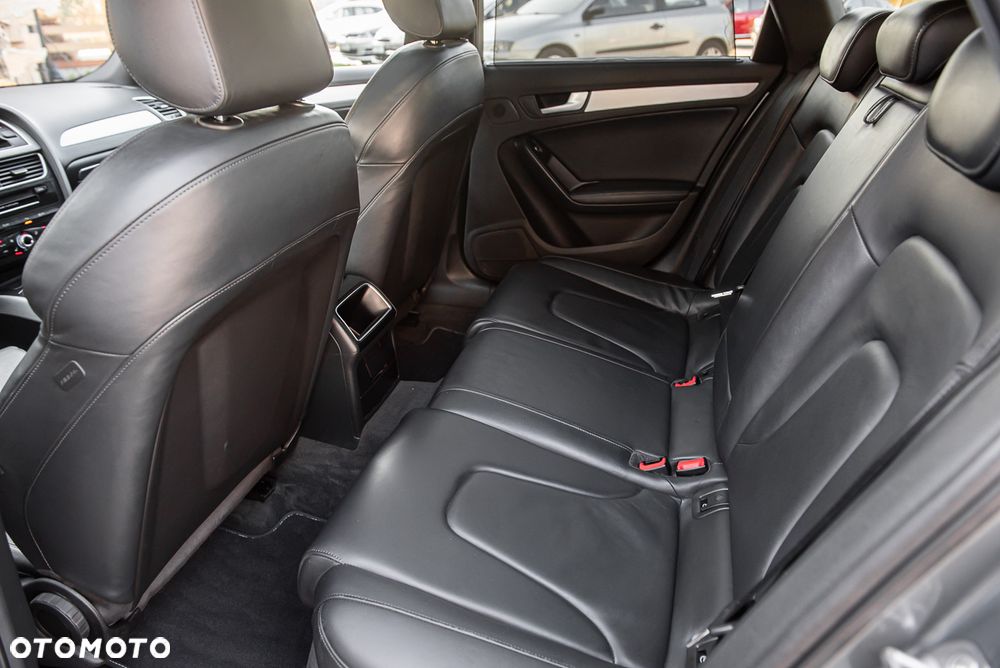 Audi A4 Avant 2.0 TDI DPF S line Sportpaket - 27