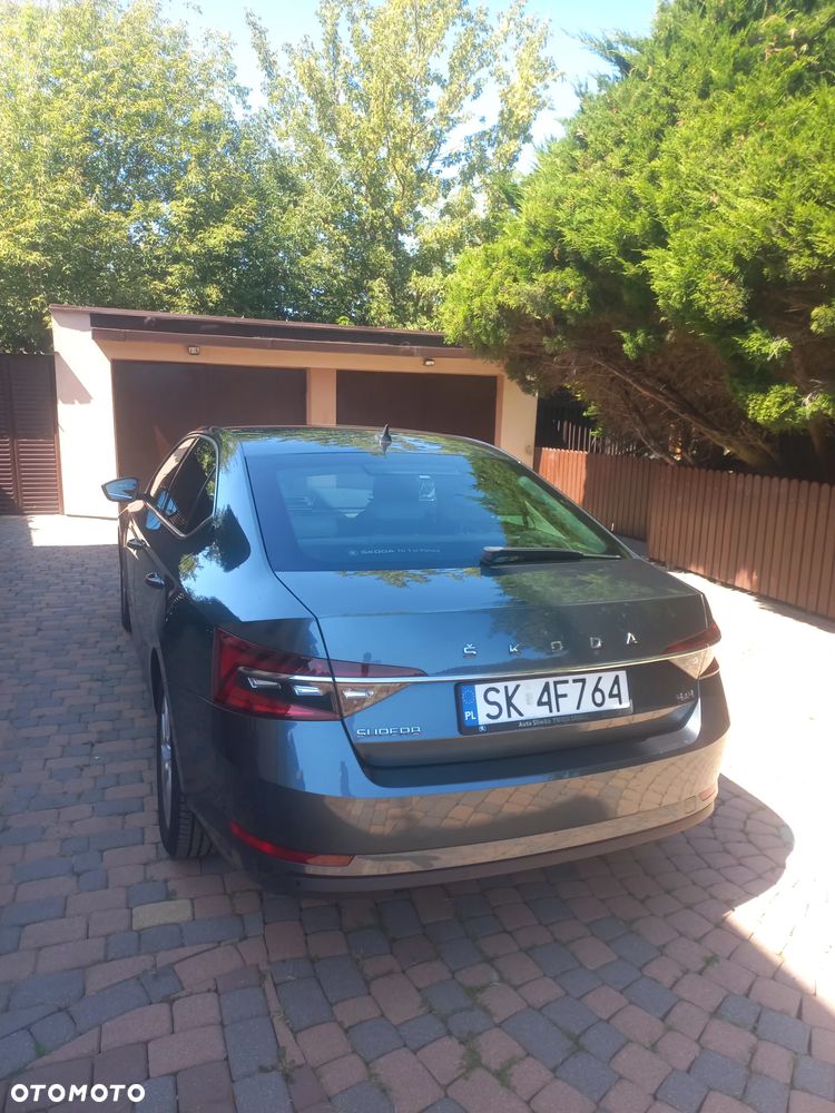 Skoda Superb 2.0 TDI SCR 4x4 Style DSG - 6