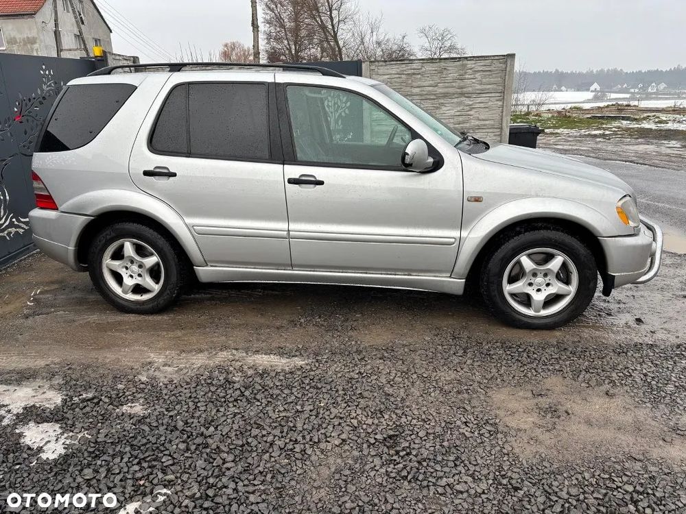 Mercedes-Benz ML 55 AMG - 5