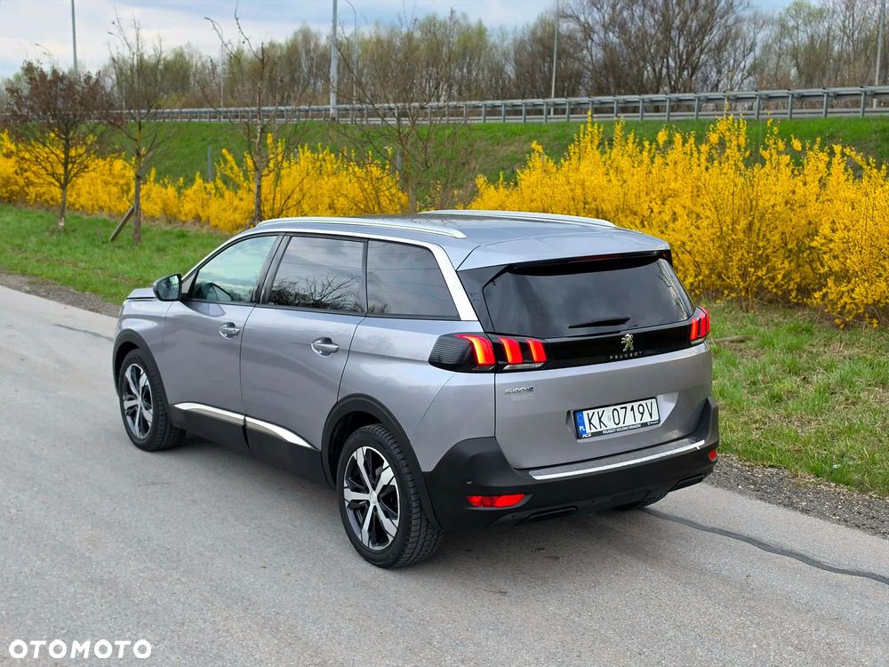 Peugeot 5008 - 14