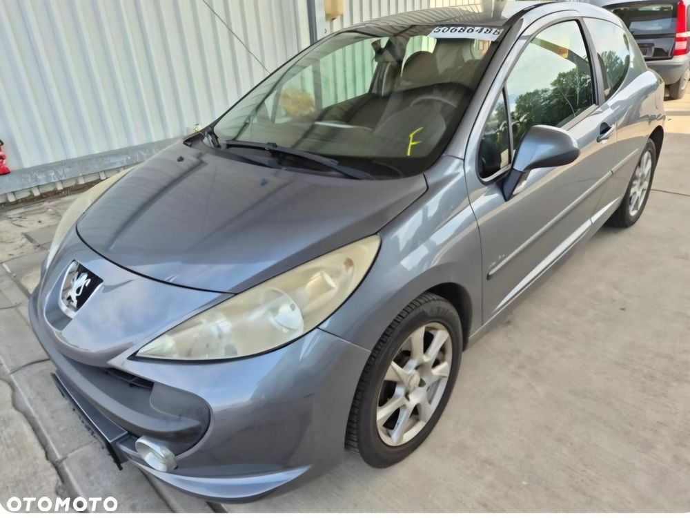Peugeot 207 2009 photo 2