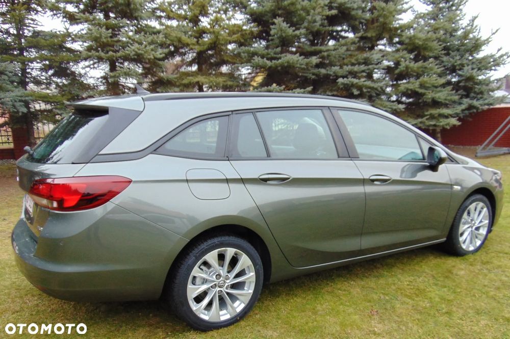 Opel Astra 1.4 Turbo Innovation - 14