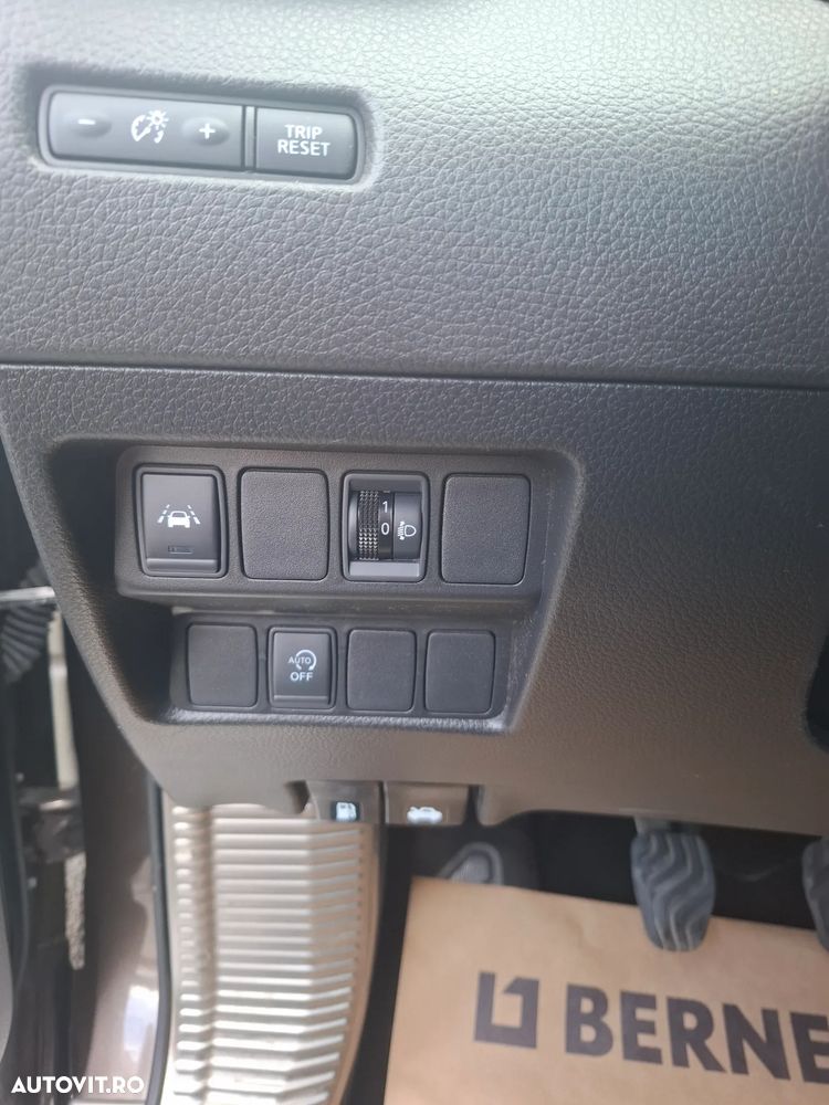 Nissan Qashqai 1.5D 114CP 2WD N-Connecta - 27
