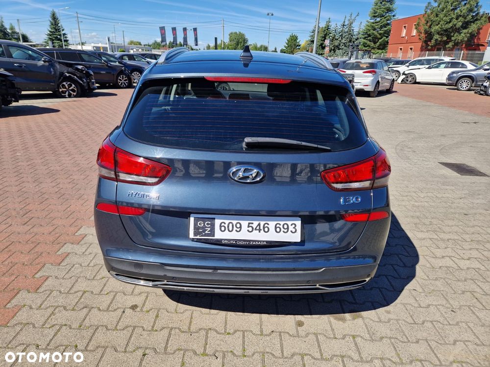 Hyundai i30 1.0 T-GDI Modern DCT - 4