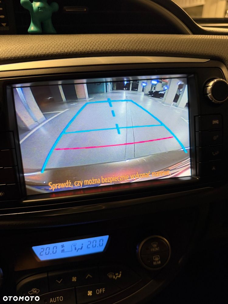 Toyota Yaris ver-hybrid-style-selection - 19