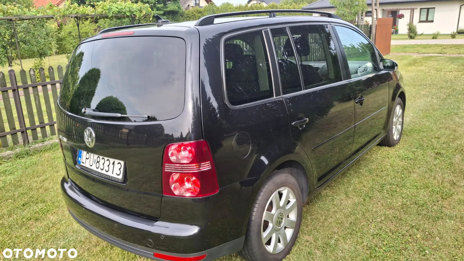 Volkswagen Touran 1.6 - 35