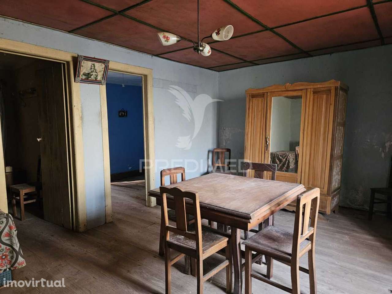 T2 legalizada com terreno - Grande imagem: 5/13