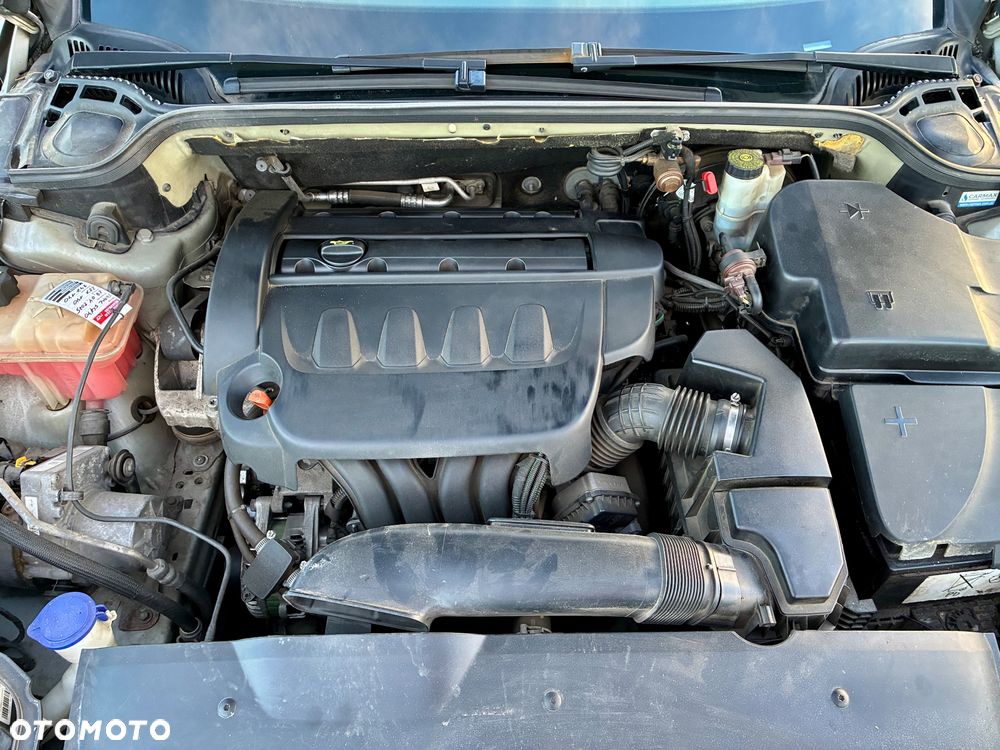 Peugeot 407 - 37