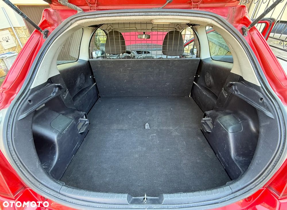 Toyota Yaris 1.0 Luna - 12