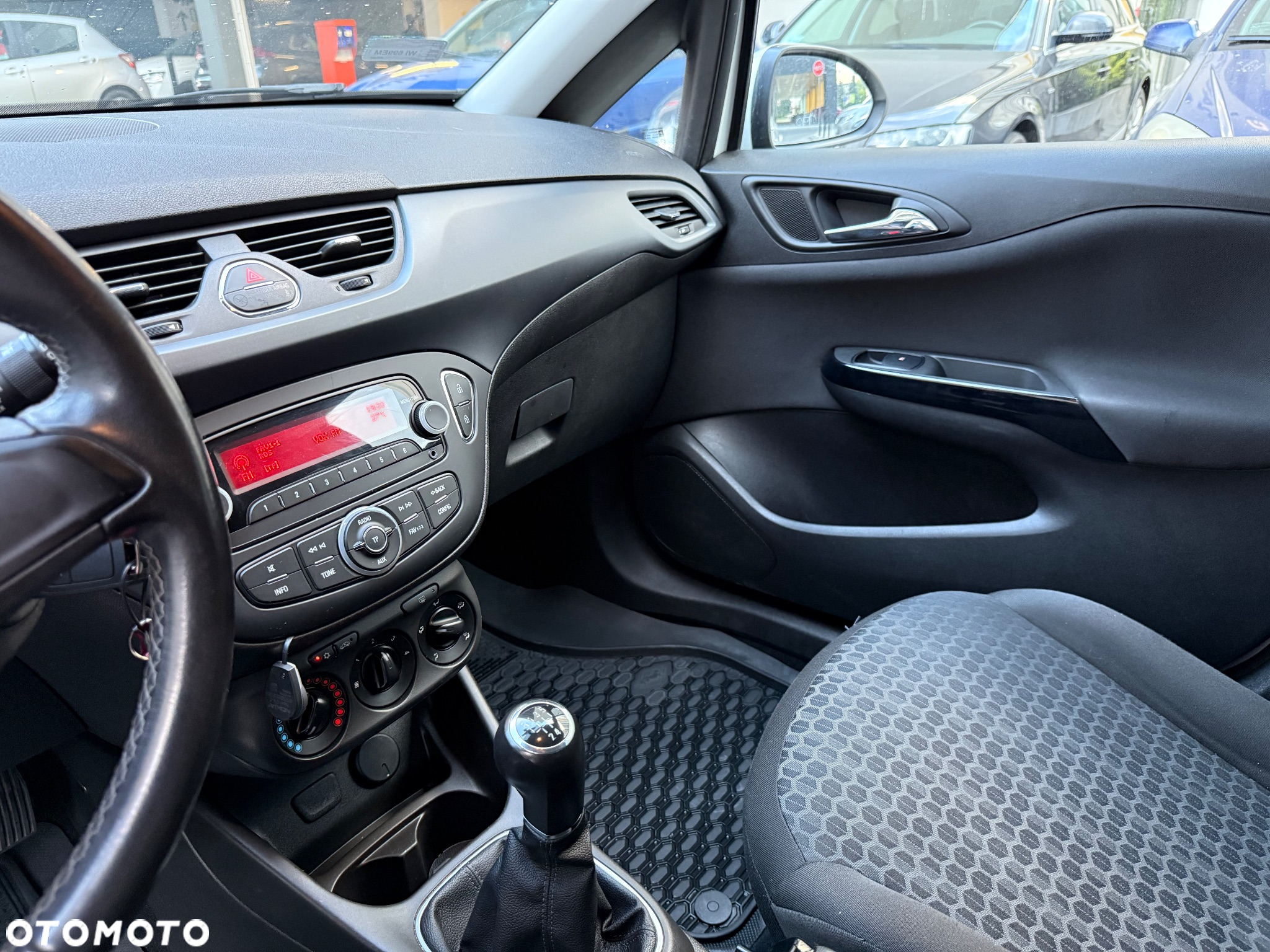 Opel Corsa 1.4 Enjoy - 11