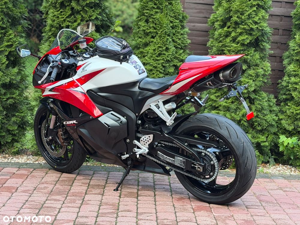 Honda CBR - 8