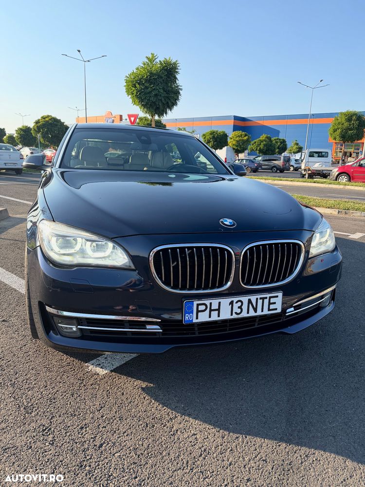 BMW Seria 7 740Li - 4