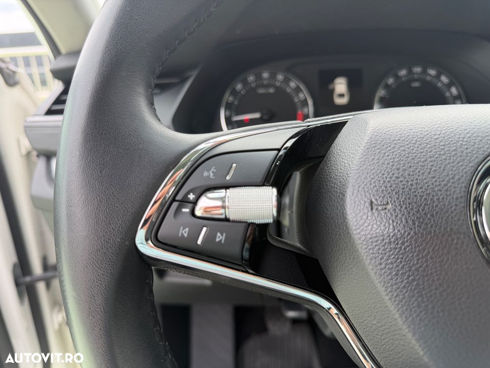 SKODA Octavia 2021 — imagine 19