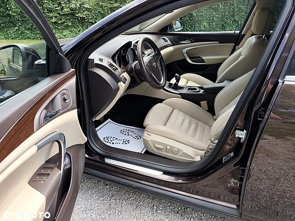 Opel Insignia 2.0 CDTI 4x4 Design Edition - 8