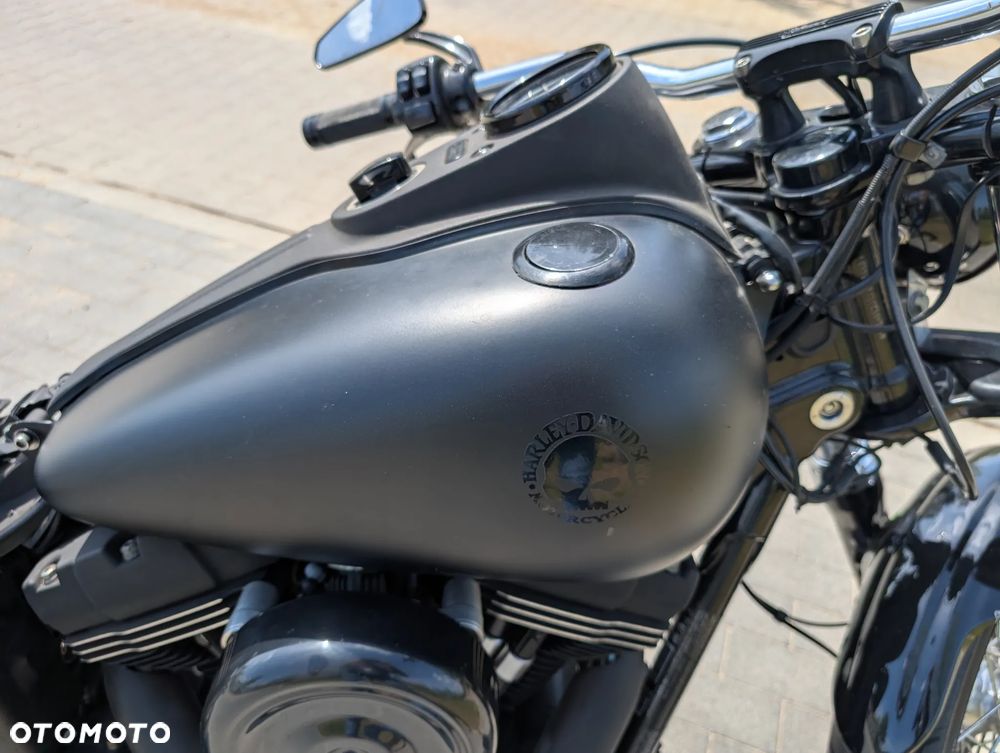 Harley-Davidson Dyna Street Bob - 5