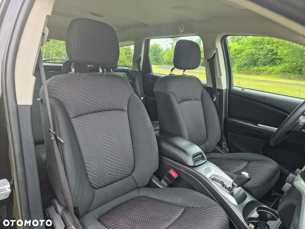 Dodge Journey - 11