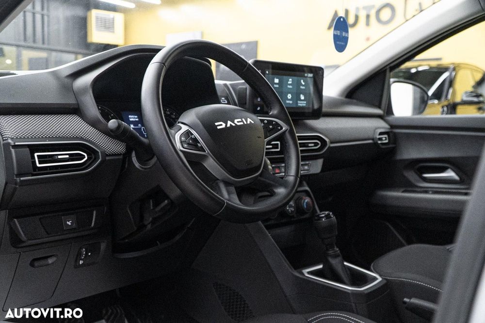 Dacia Logan TCe 90 MT6 Prestige - 6