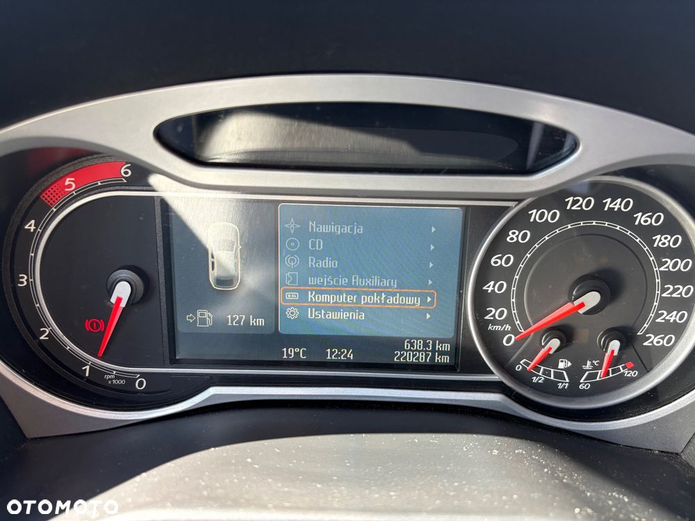 Ford Mondeo - 21