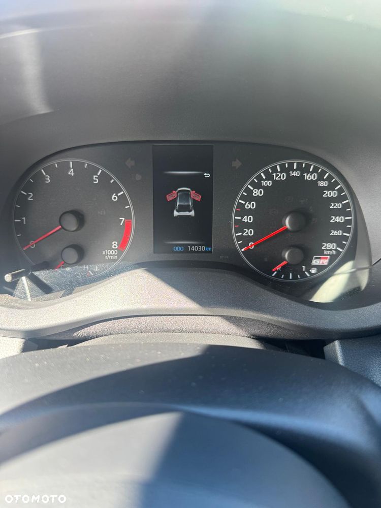Toyota GR Yaris - 6
